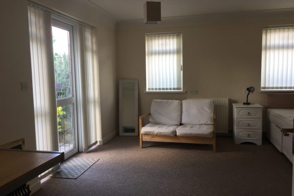 10 Bridge Avenue (1d)