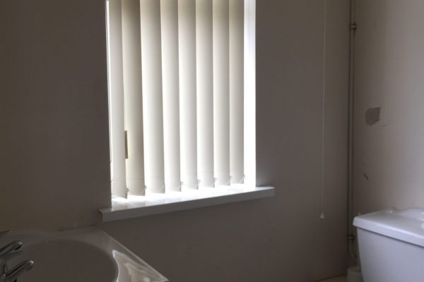 10 Bridge Avenue (1f)