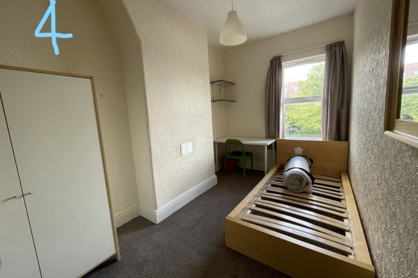 8 Derby Street West (7)